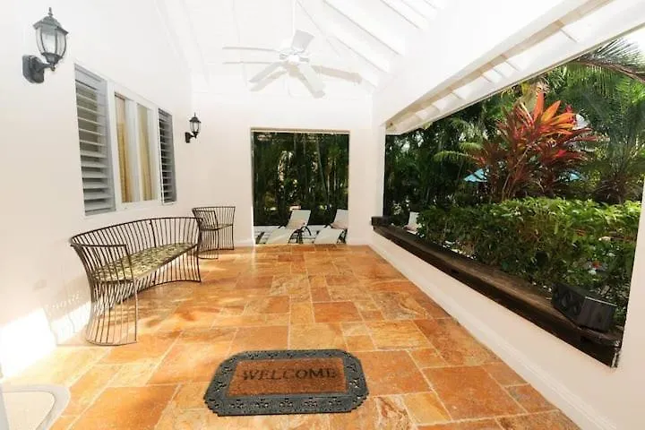 Royalty Villas Saint Annʼs Bay