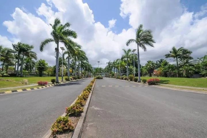 Royalty Villas Saint Annʼs Bay