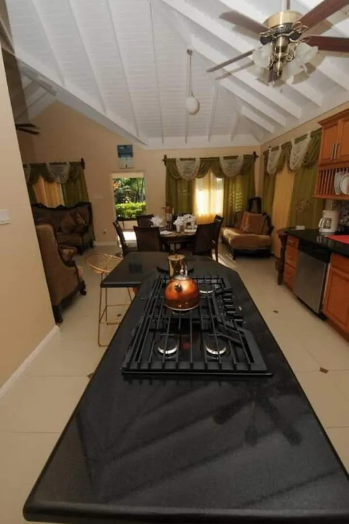Royalty Villas Saint Ann's Bay 0*,